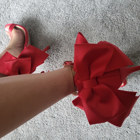 Lulu's Red Elegant Heeled Sandals - Picture 6 of 7